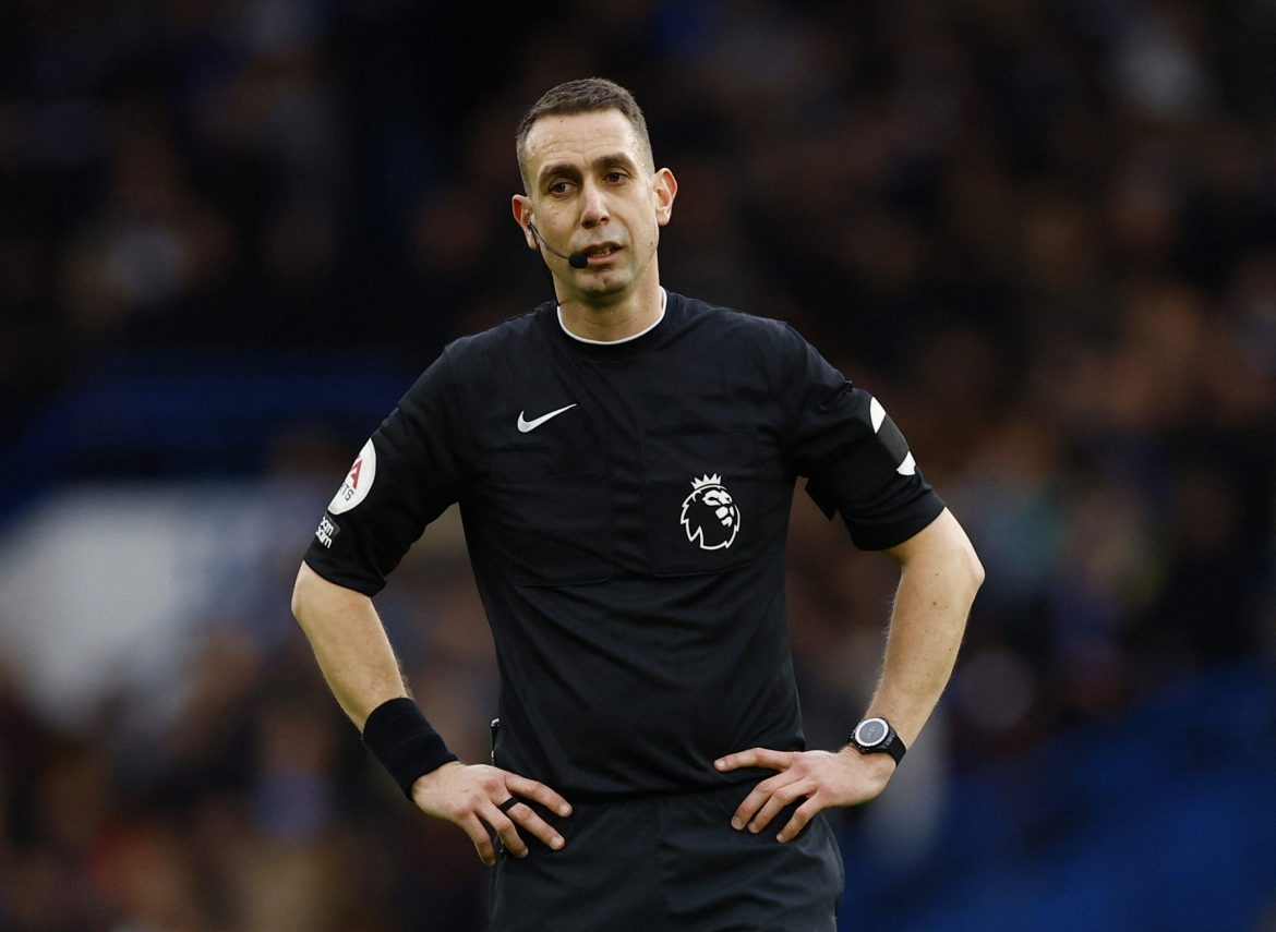 ‘Worst ref in the EPL’ - Arsenal fans slam ‘useless’ appointment vs Fulham