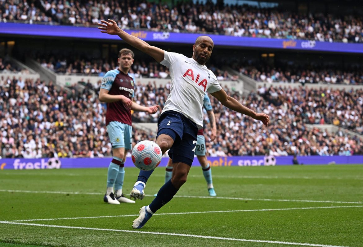 Tottenham: Romano gives Lucas future update