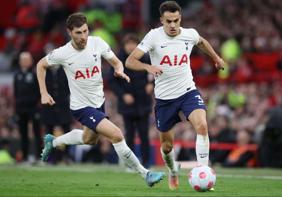 Spurs: Conte must axe Reguilon
