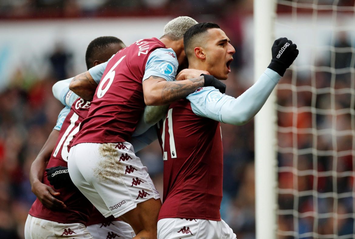 Villa boss Dean Smith should start El Ghazi