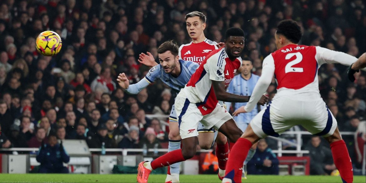 Arsenal’s £45m "ghost" should never have lasted the full 90 against Spurs